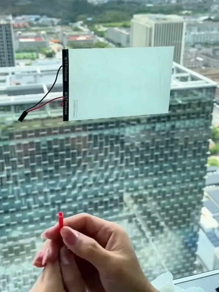 Usaria essa tecnologia em seu projeto? Vidro aplicado em fachada de edifício.